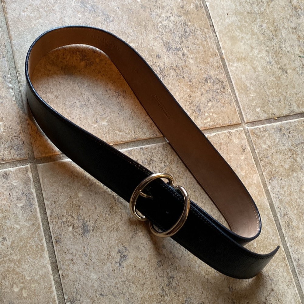 NWOT Talbots - Woman’s genuine patent leather chunky 2”W belt w/gold buckle, M